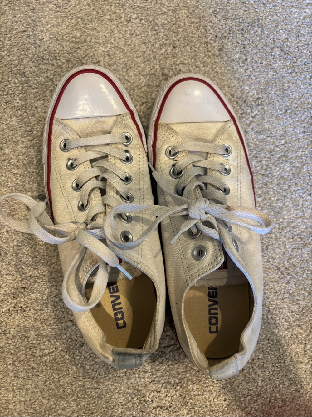 Converse Low Top Canvas Sneakers in Cream w/Red Trim Size 7 only worn few times